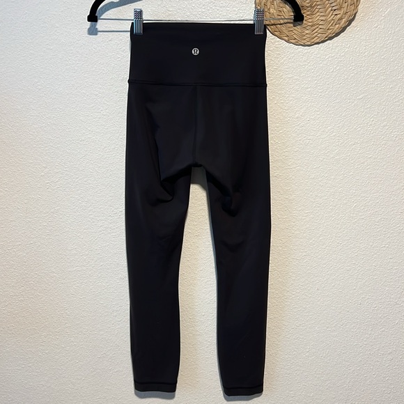 Lululemon Wunder Train High-Rise Crop 23" - Black - Size 2 - Picture 6 of 15